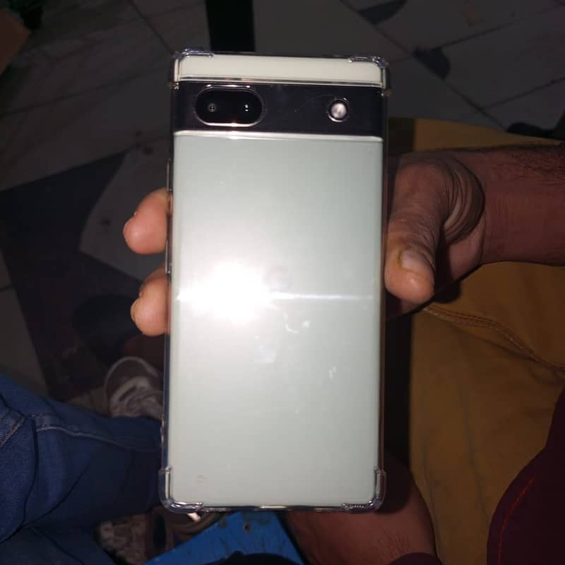 Google Pixel 6a 1