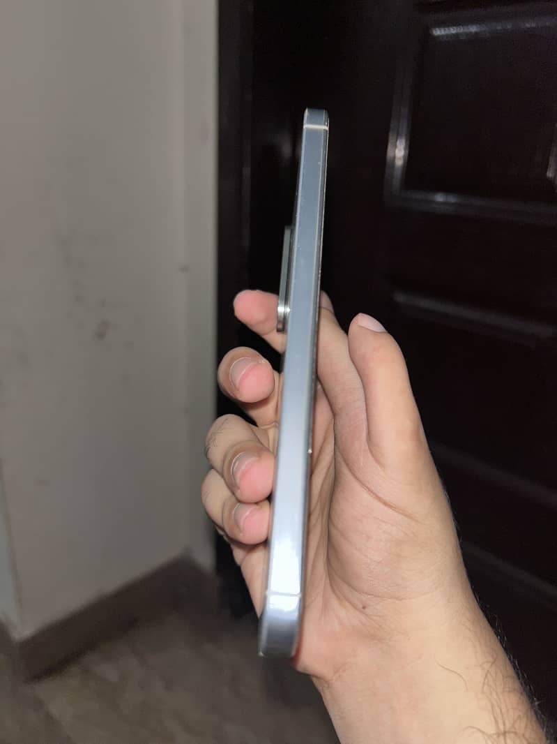 Samsung Mobile A56 2