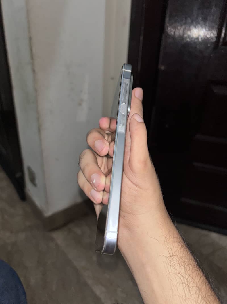 Samsung Mobile A56 5