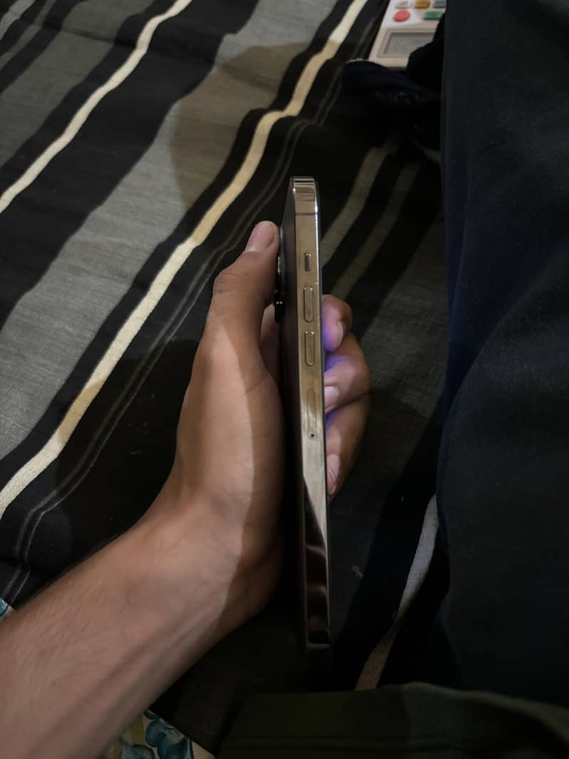 Iphone 13 pro max jv 2