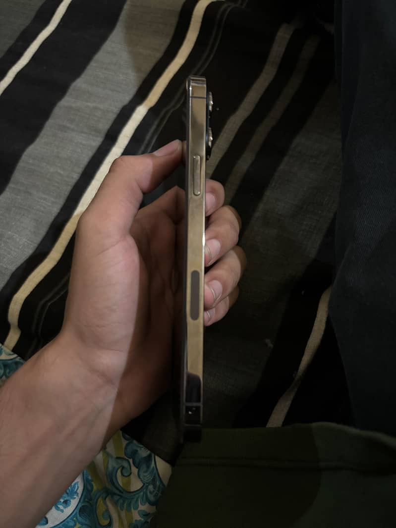 Iphone 13 pro max jv 3