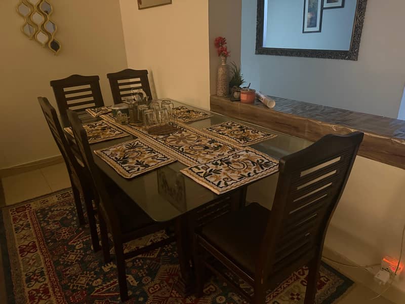 dinning table 0
