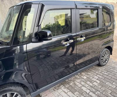 Honda N Box Custom 2025
