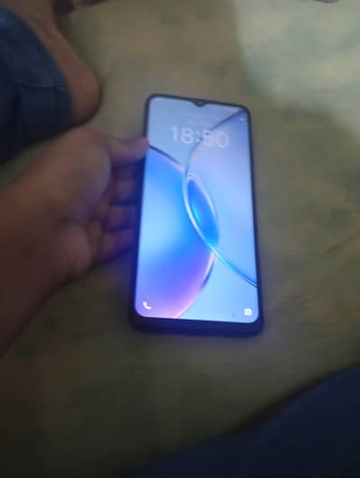 Vivo Y17s