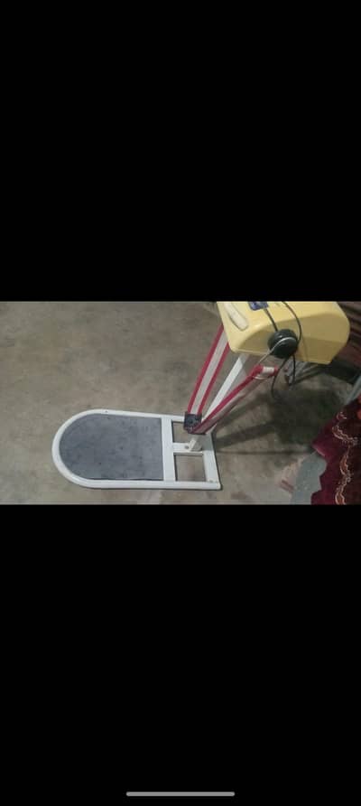 Whole Body Vibration Plate / Power Plate with Resistance Bands