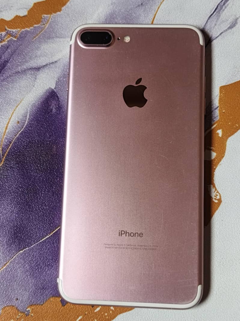 Apple iPhone 7 Plus 5