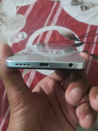 Infinix Hot 60i