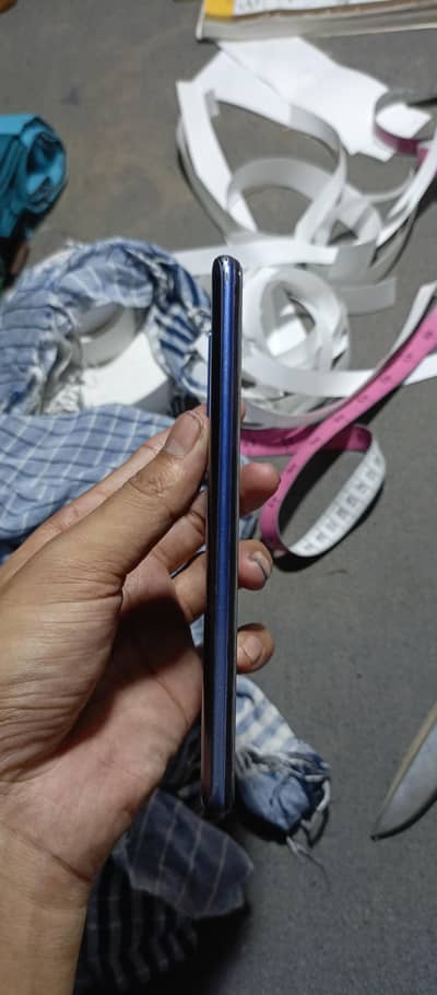 Vivo Y51A