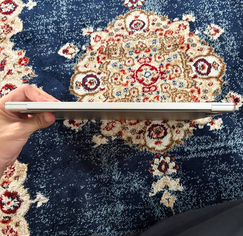 Macbook M2 Air 6
