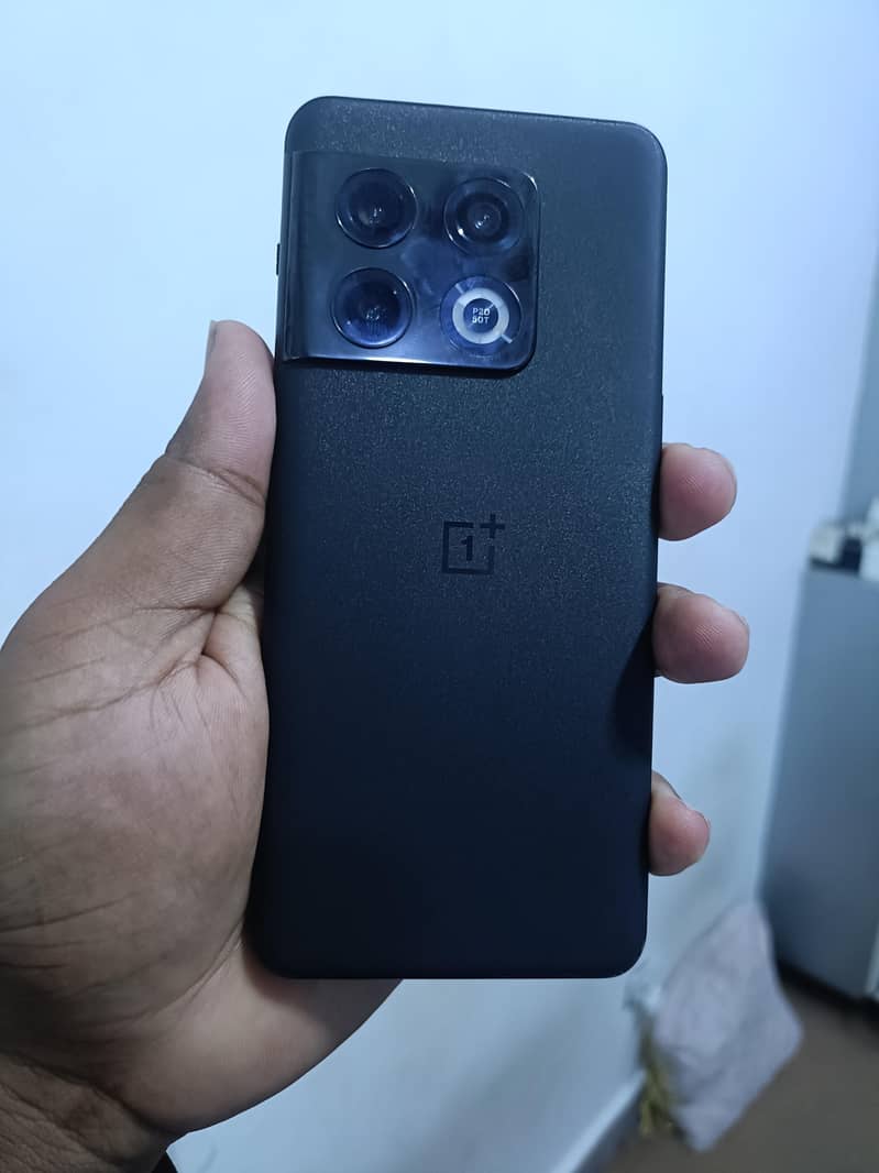 One Plus 10 Pro 0