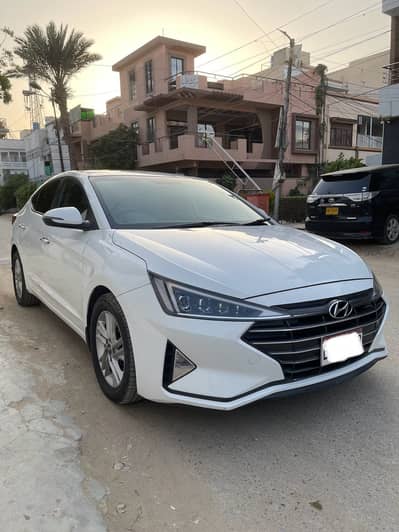 Hyundai Elantra 2021