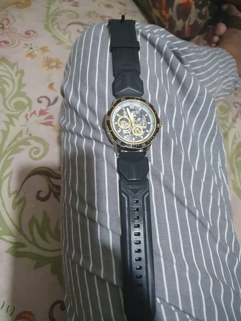 Unique Watch 0