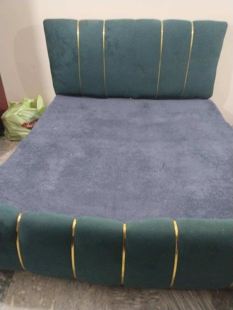 king bed 0