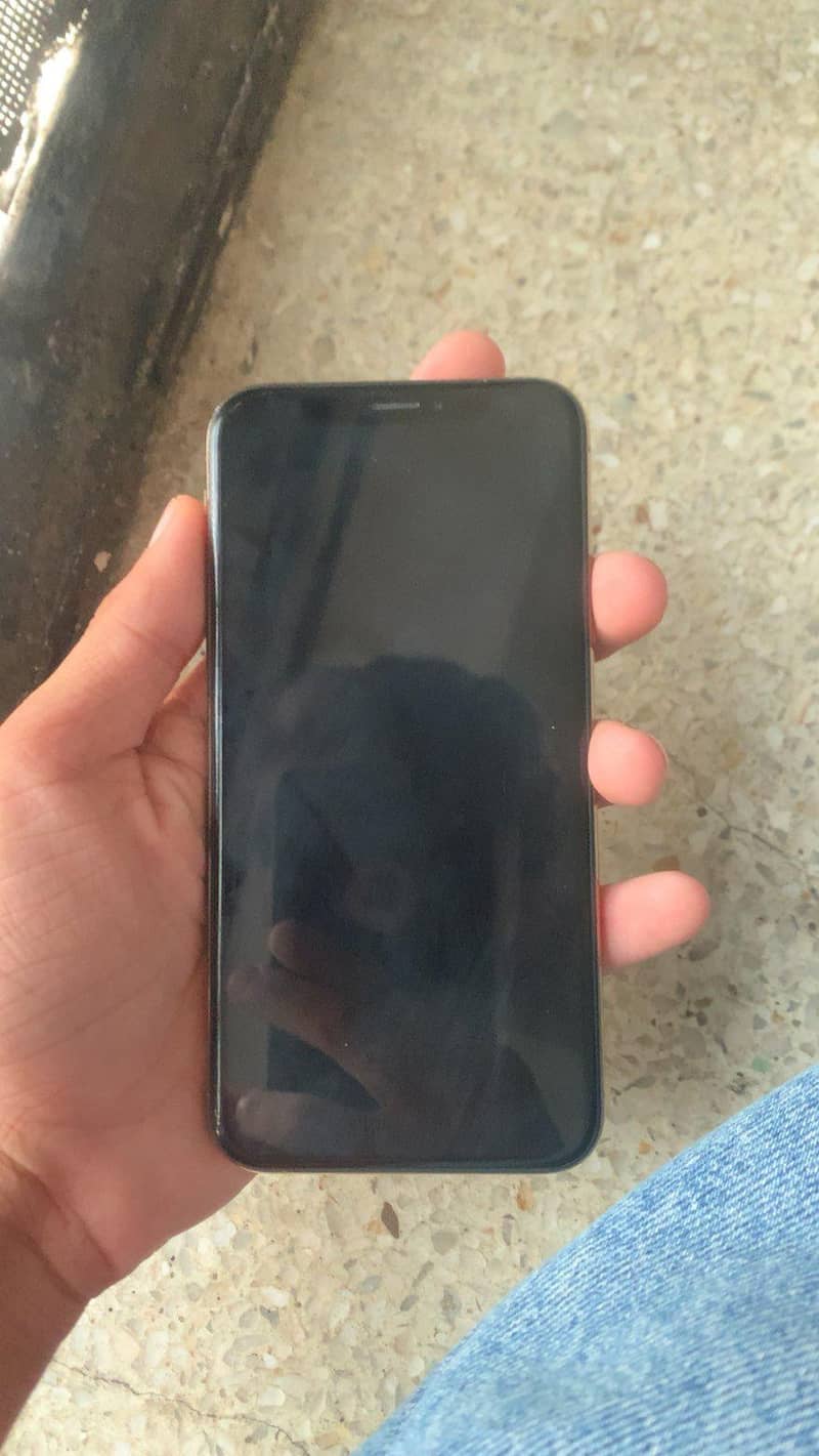 Apple iPhone XS 1