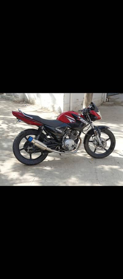 YBR 125 2015 MODEL