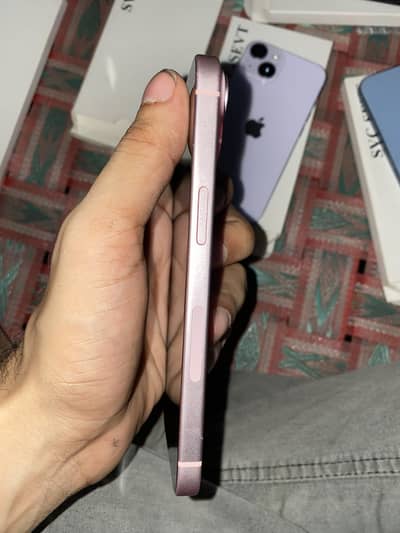 Apple iPhone 15
