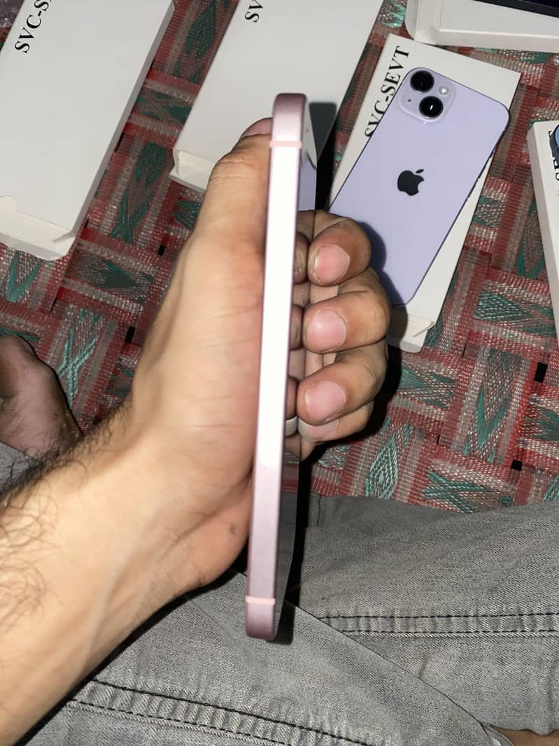 Apple iPhone 15 3