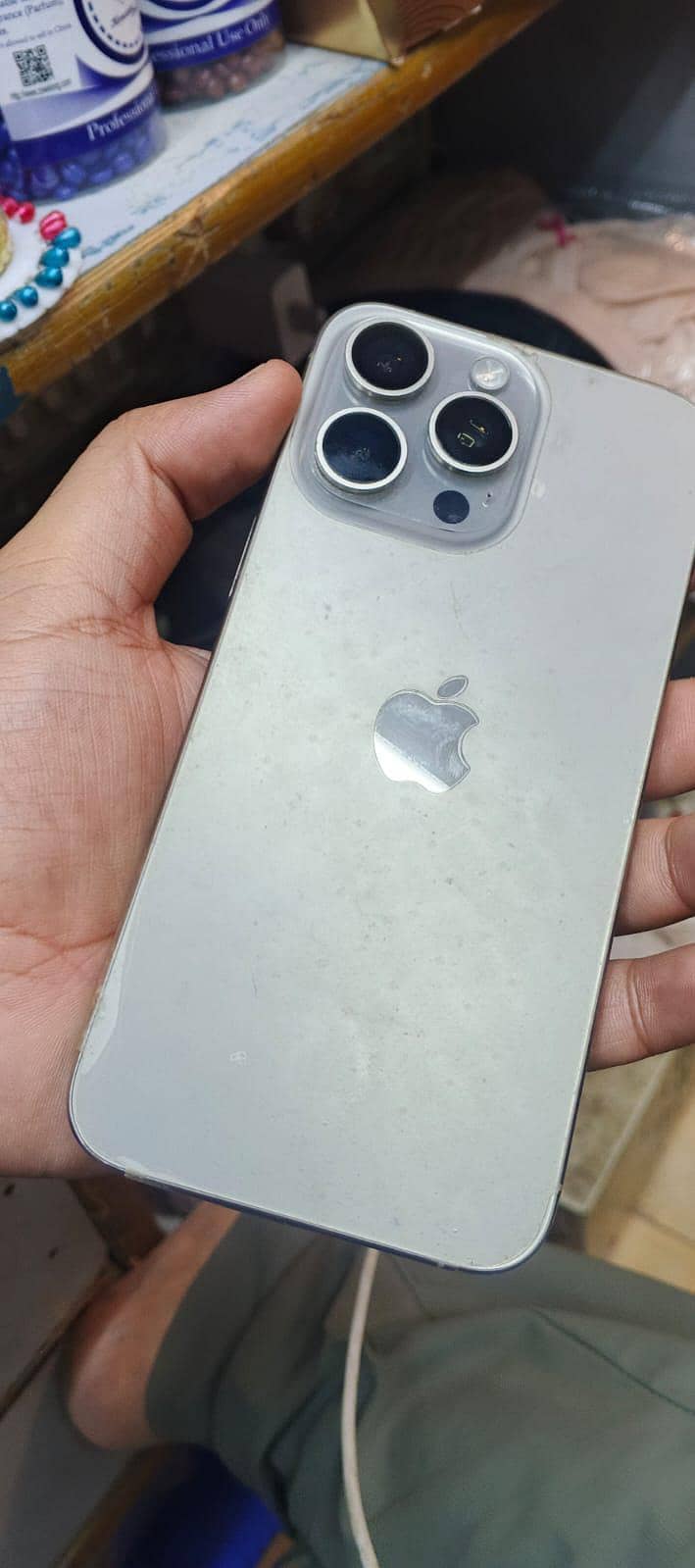 Apple iPhone 15 Pro Max 1
