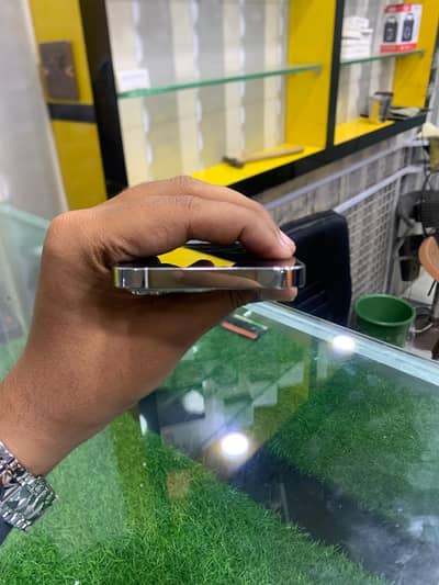 Apple iPhone 13 Pro