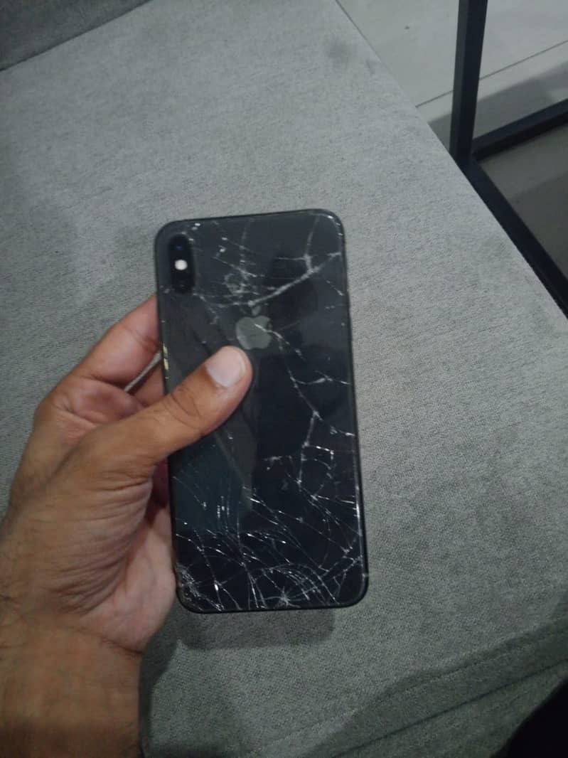 Apple iPhone XS Max 0