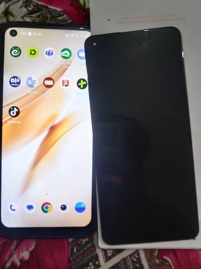 One Plus 8T 7