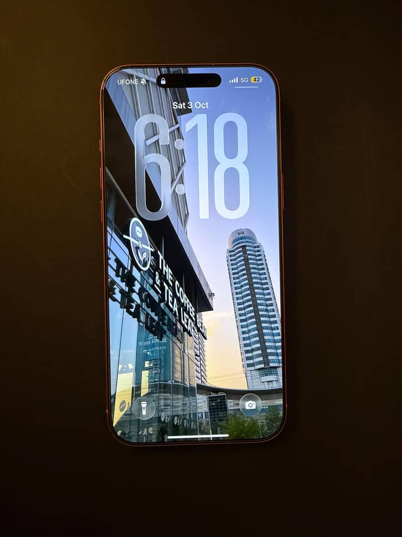 Apple iPhone 17 Pro Max 0