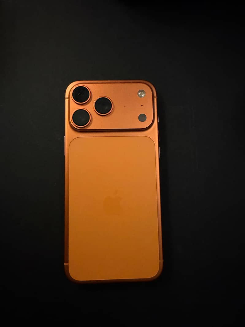 Apple iPhone 17 Pro Max 3