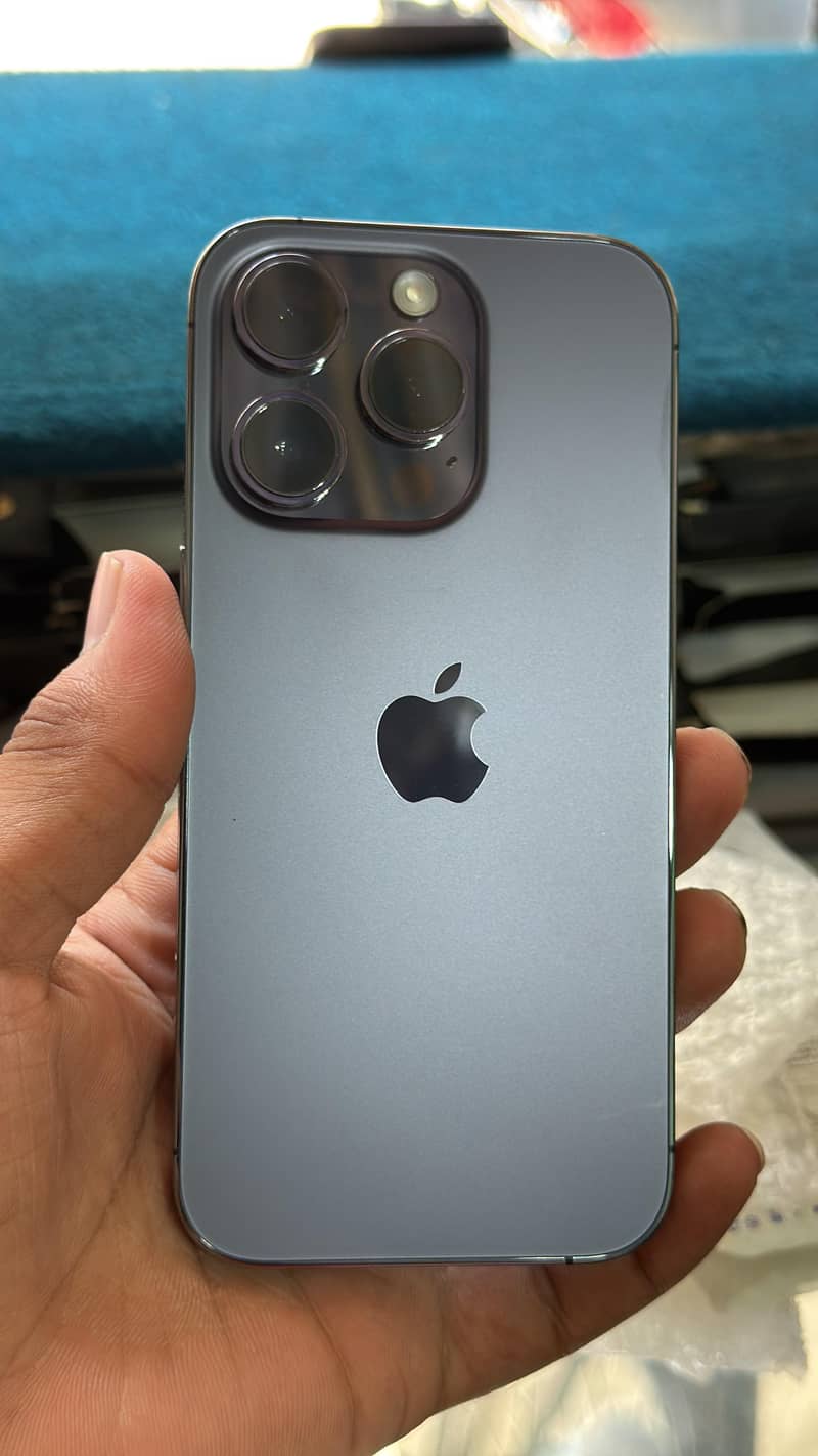 Apple iPhone 14 Pro Max 0