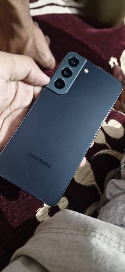 Samsung Mobile S22