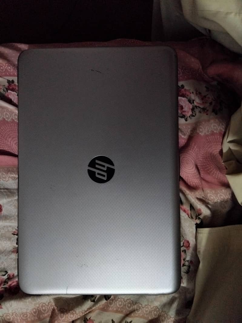 HP Laptop 4