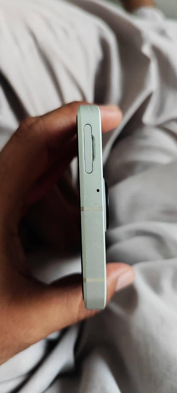 Sharp Aquos Sense7 plus 9