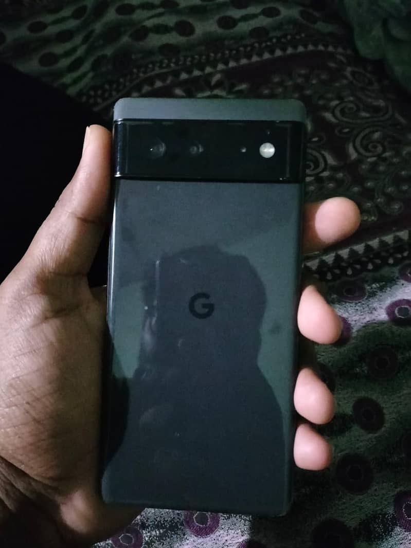 Google Pixel 6 4
