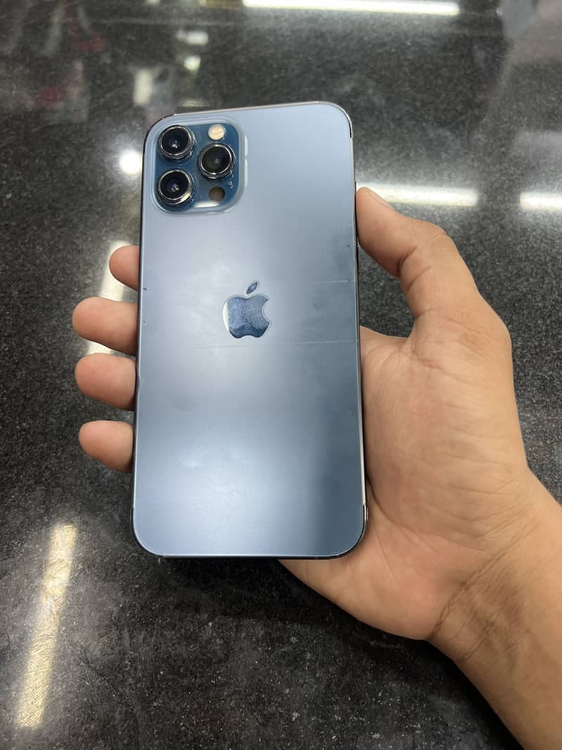 Apple iPhone 12 Pro Max 3