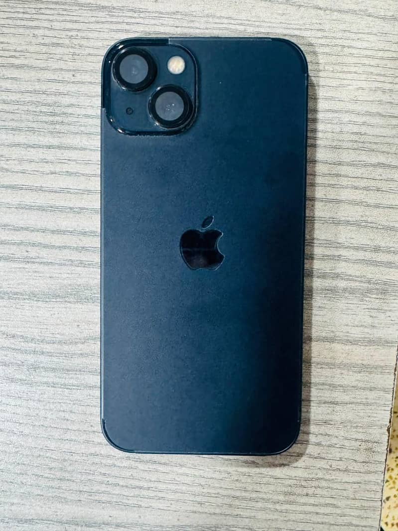Apple iPhone 13 1