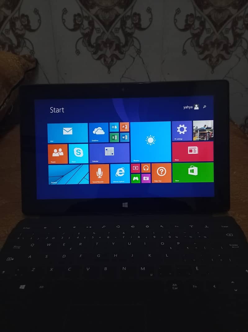Microsoft surface on tab 4