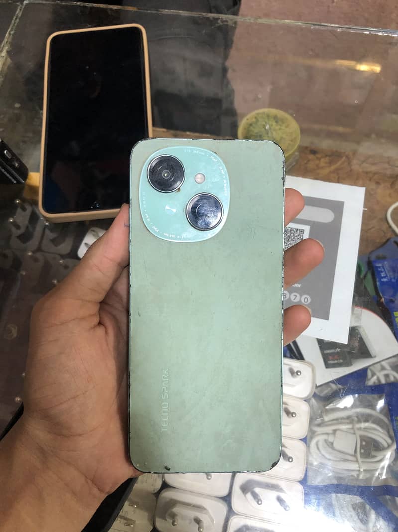 Tecno Spark Go 1