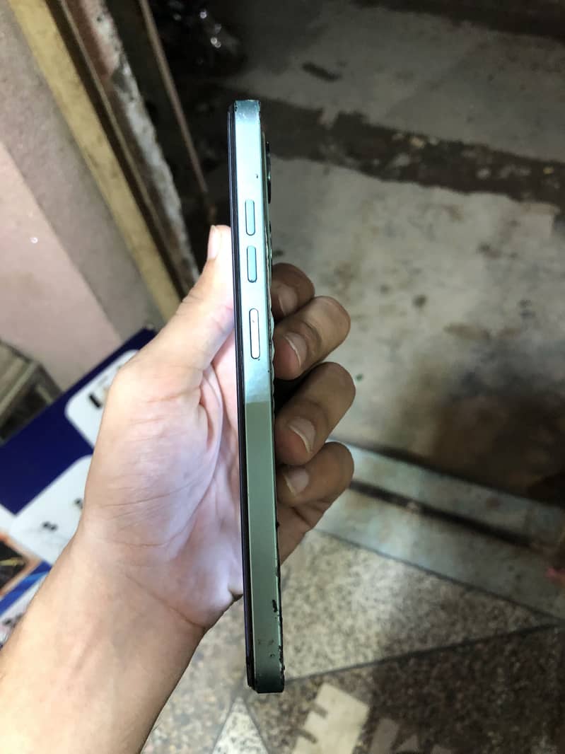Tecno Spark Go 2