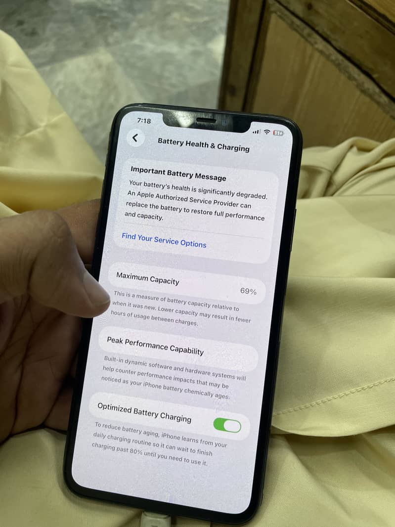 Apple iPhone 11 Pro Max 1