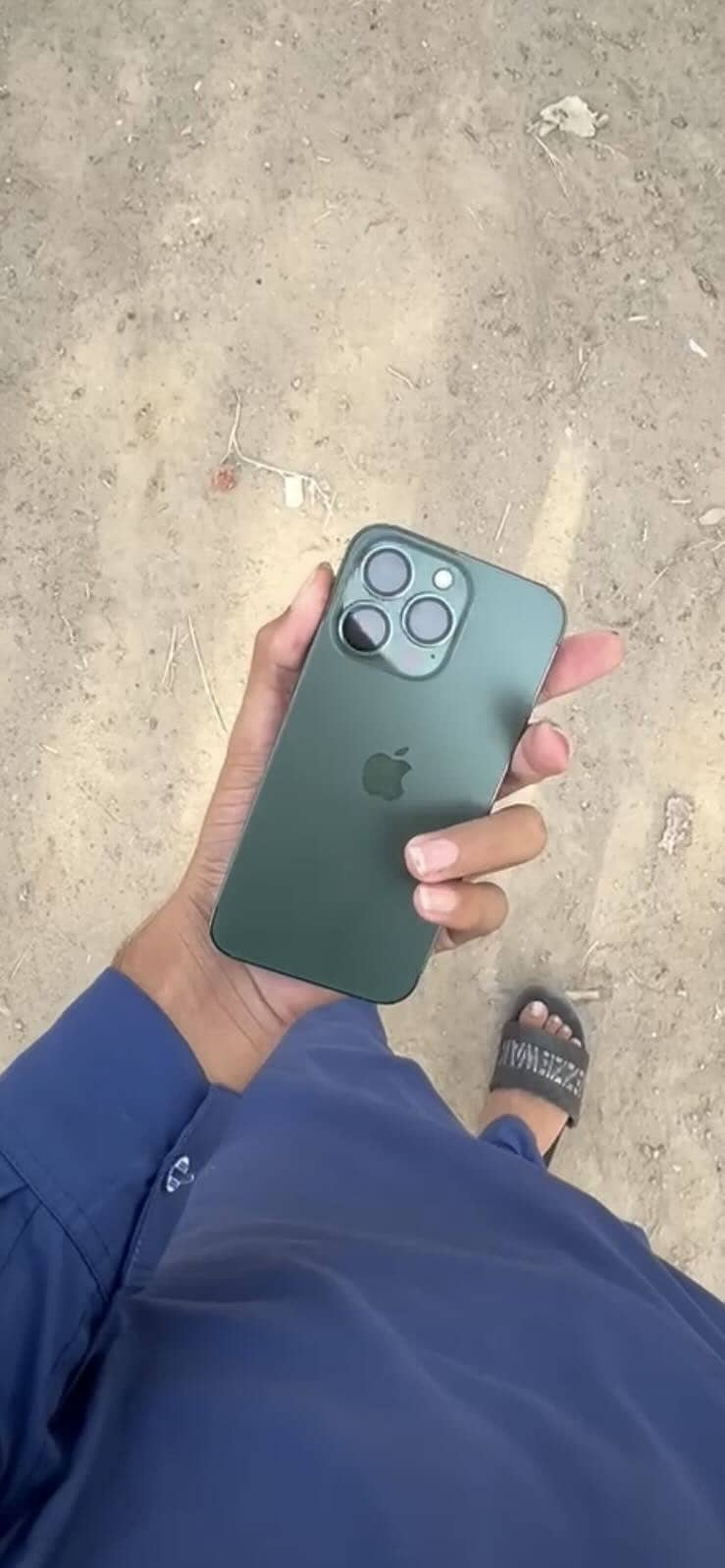 Apple iPhone 13 Pro Max 0