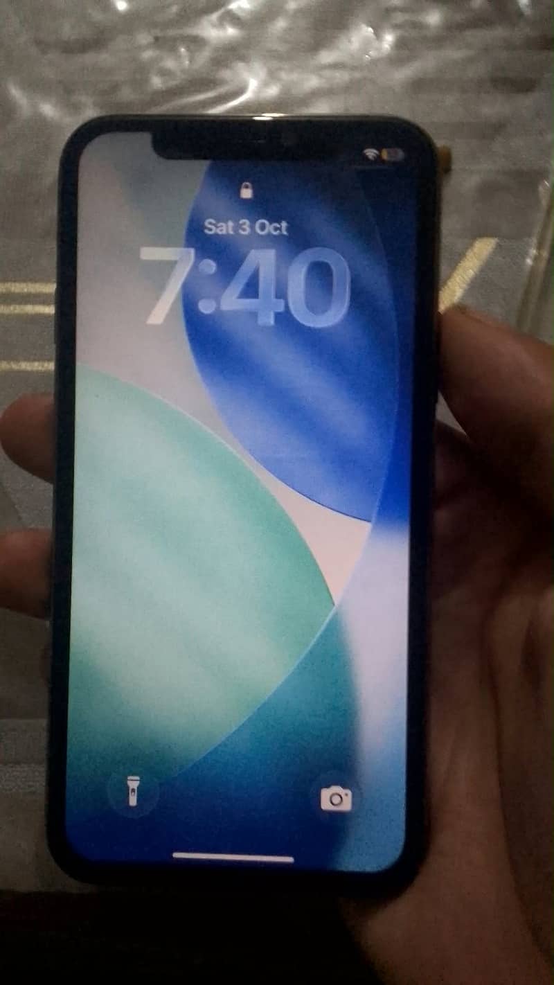 Apple iPhone 11 Pro 1