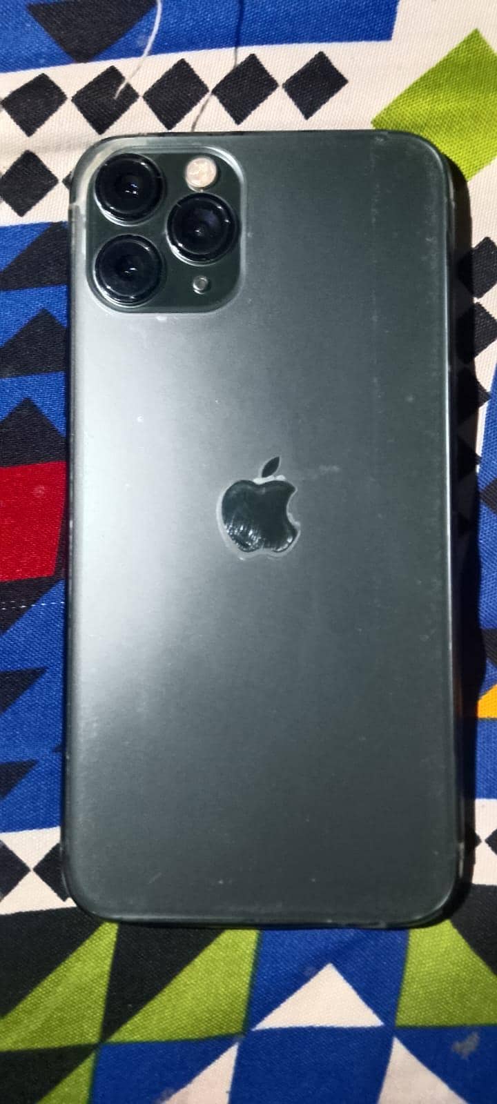 Apple iPhone 11 pro 4