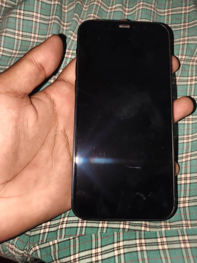 Apple iPhone 12 2