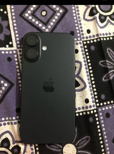 Apple iPhone 16 128gb 99% battery health