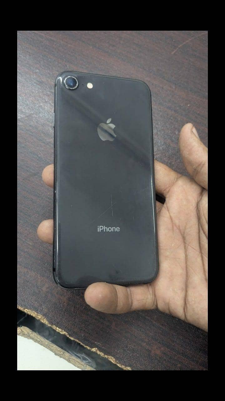 Apple iPhone 8 7