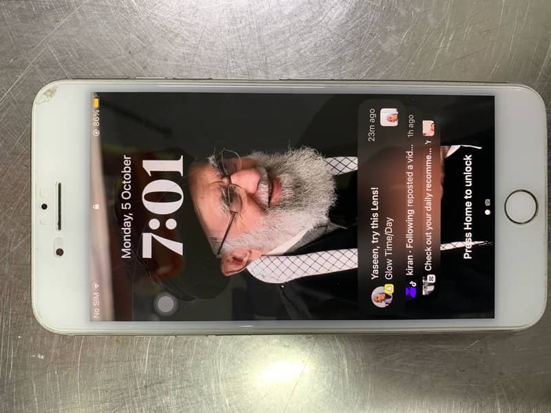 Apple iPhone 8 Plus 7