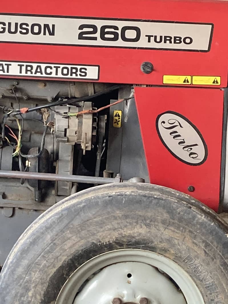 Tractor 260 2