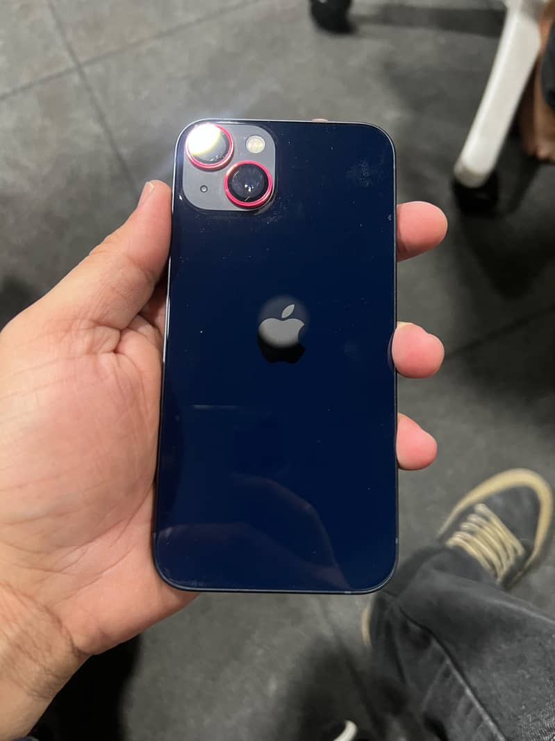 Apple iPhone 13 5