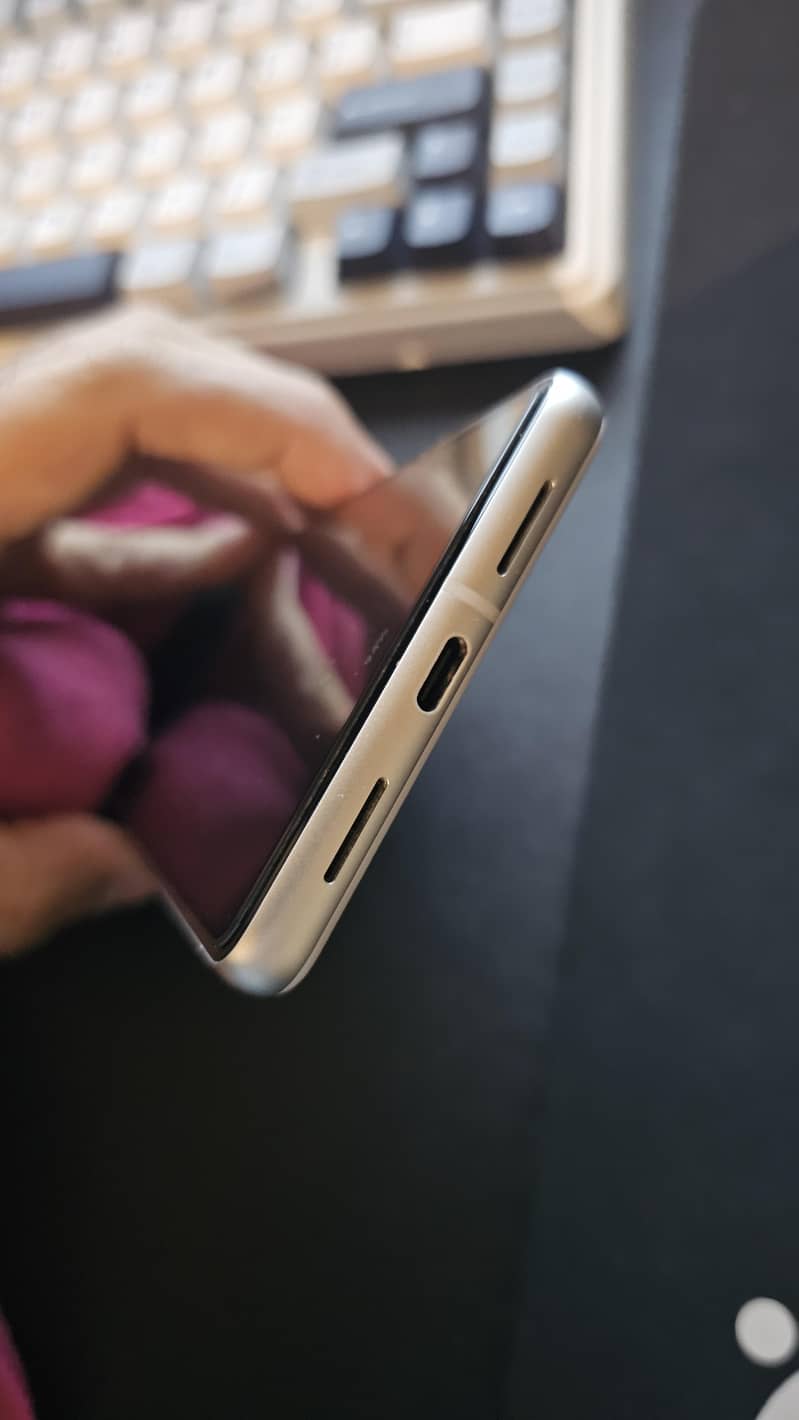 Google Pixel 7 2