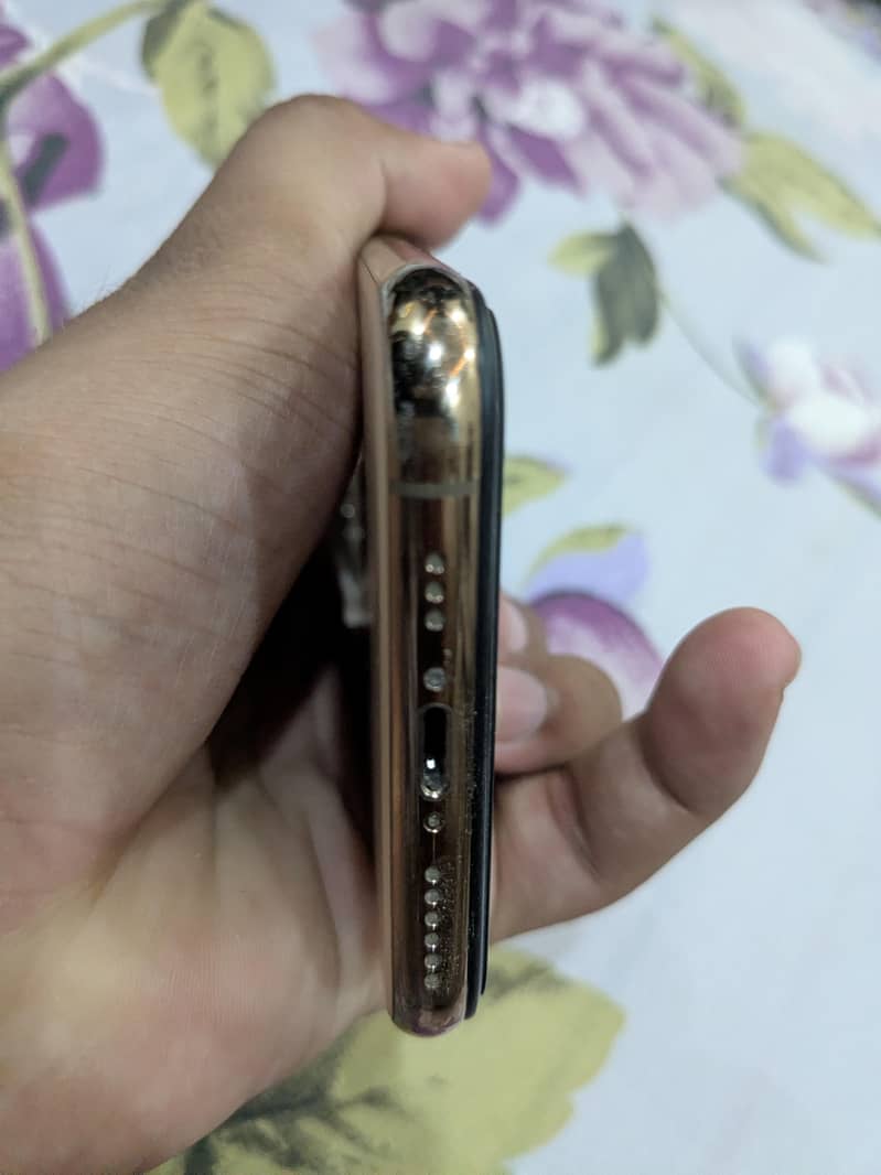 Apple iPhone 11 Pro 5
