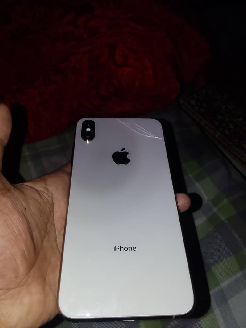 Apple iPhone XS Max 0